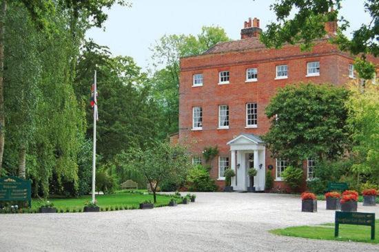 Hostal Mulberry House Ongar Exterior foto