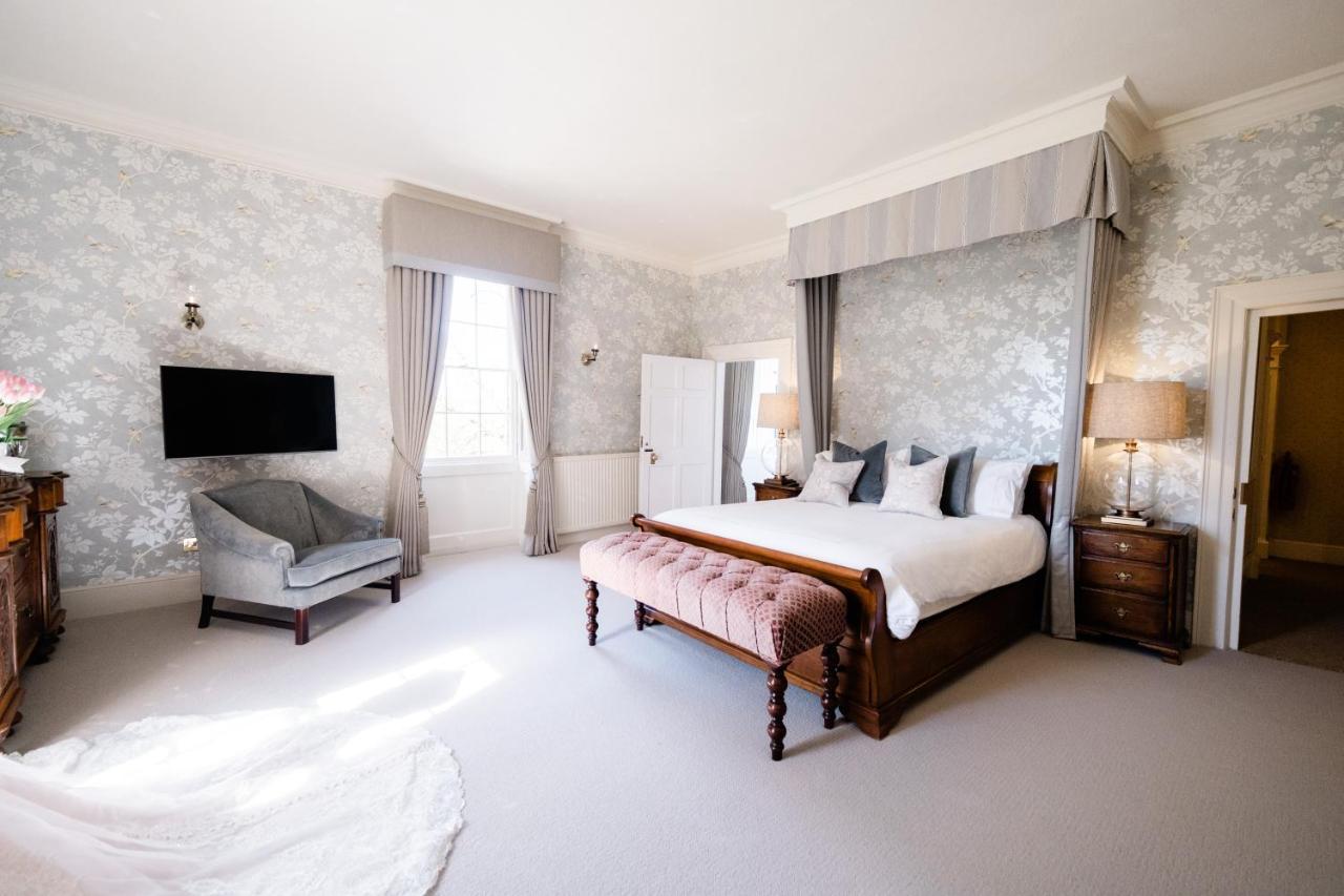 Hostal Mulberry House Ongar Exterior foto