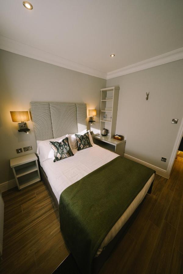 Hostal Mulberry House Ongar Exterior foto
